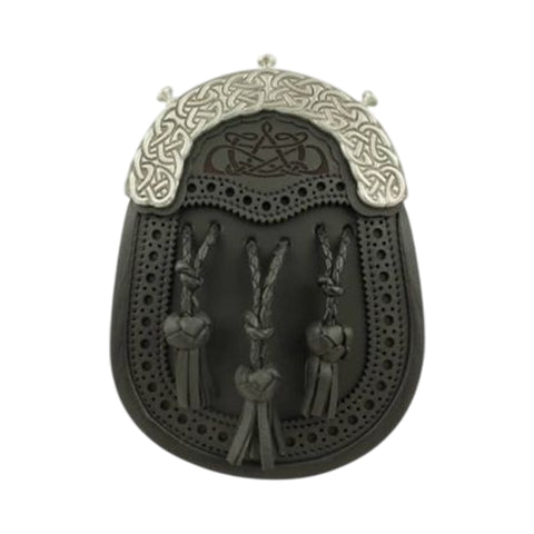 Hand Dyed and Brogued Sporran